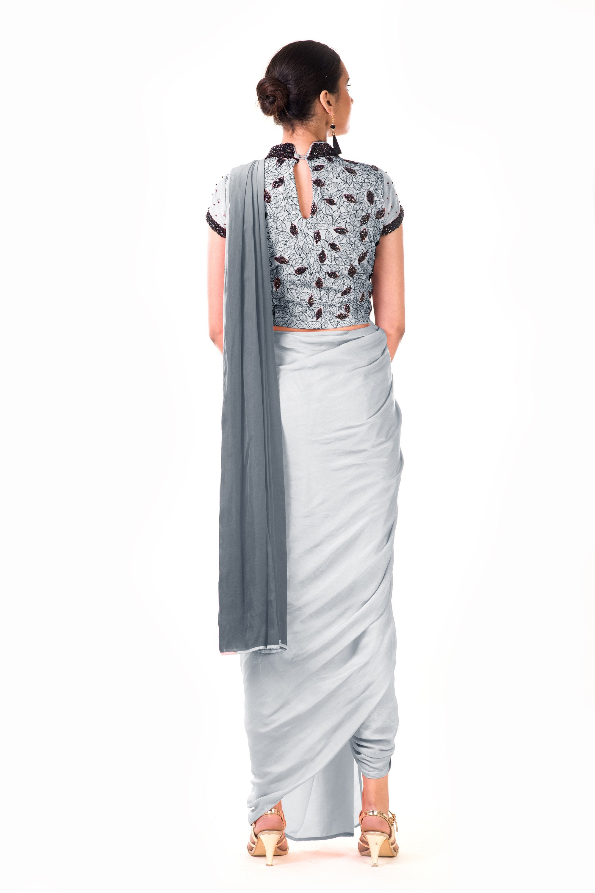 How to wear a Dhoti Saree | Fancy sarees, Saree draping styles, Saree styles
