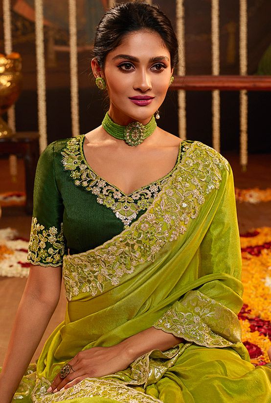 23 Beautiful Wedding Saris From Real Brides You Need to See